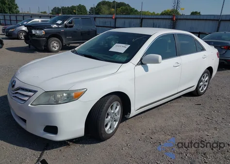 2011 Toyota Camry Le z USA, uszkodzony, nr VIN 4T4BF3EK2BR212575